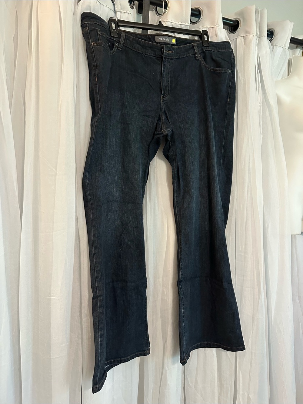 Women's Dark Wash Bootcut Jeans - Blue